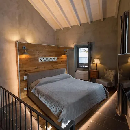 Apartment Al Molo 5 - Margaritaville Oliveto Lario